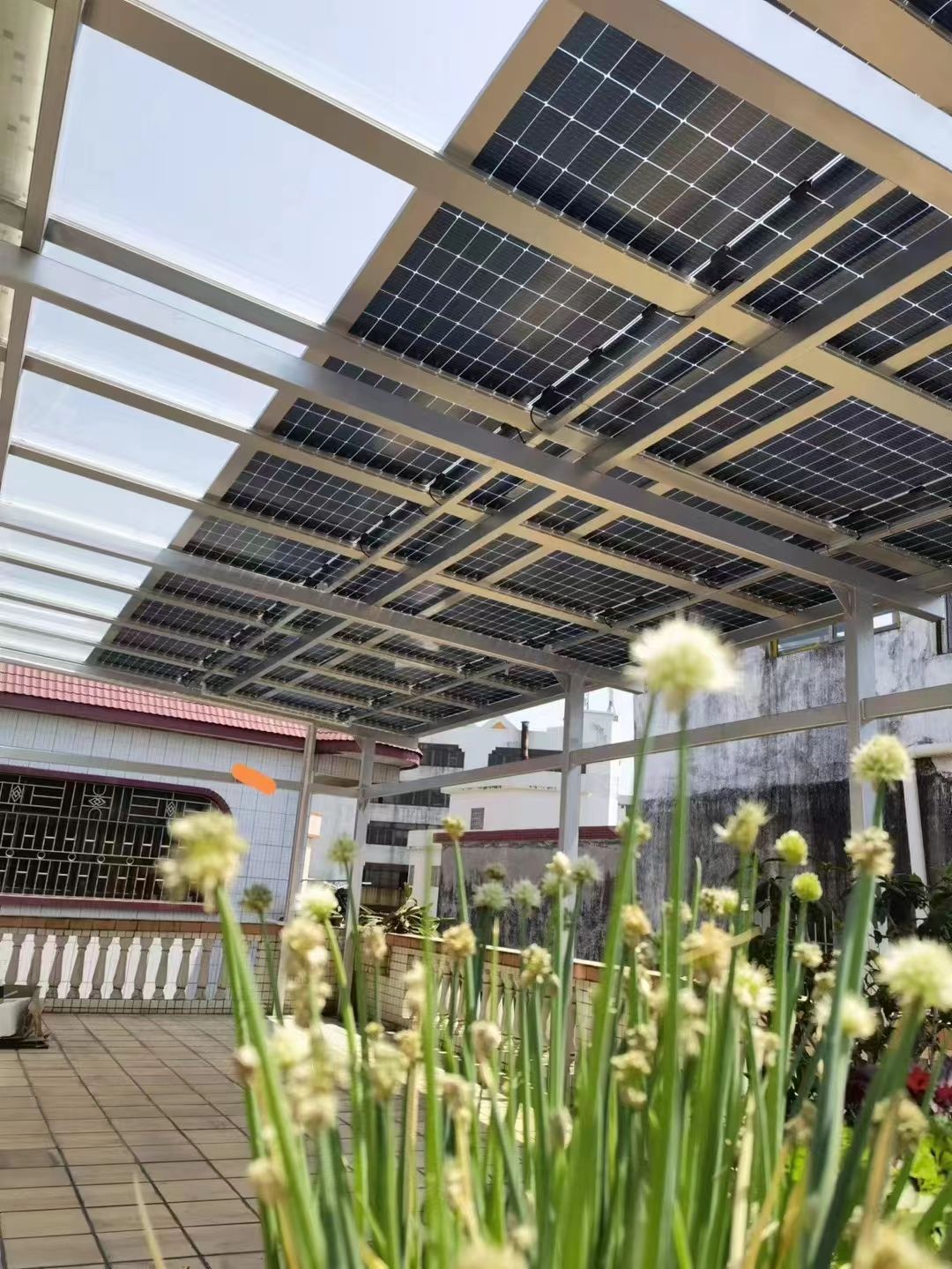 海盐别墅家用屋顶太阳能发电系统安装